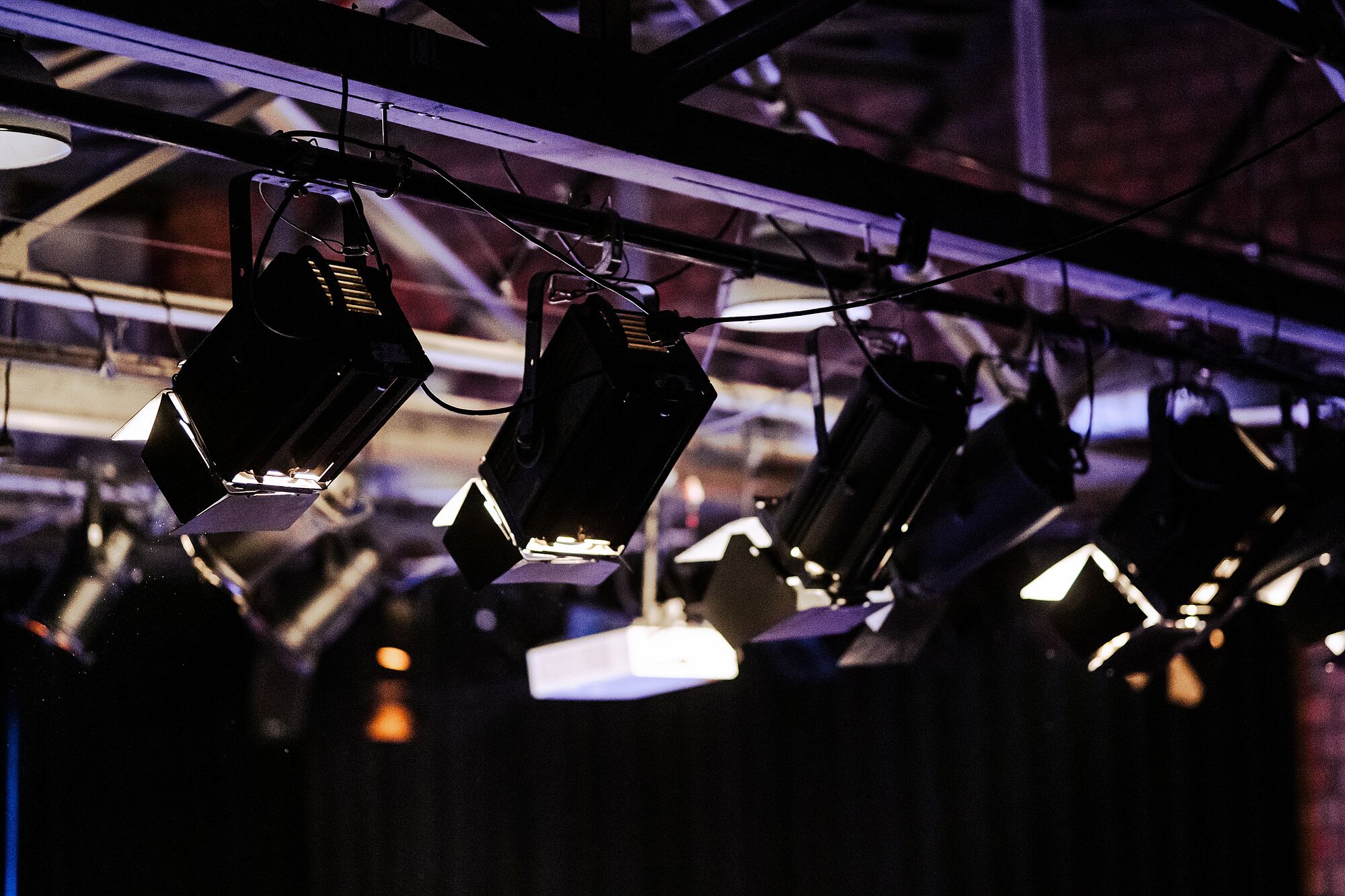 Scheinwerfer der Kreativ-Haus Bühne