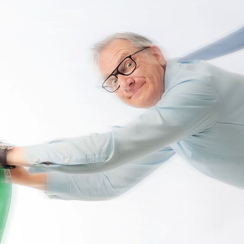 Kabarettist Hans Gerzlich im Kreativ-Haus