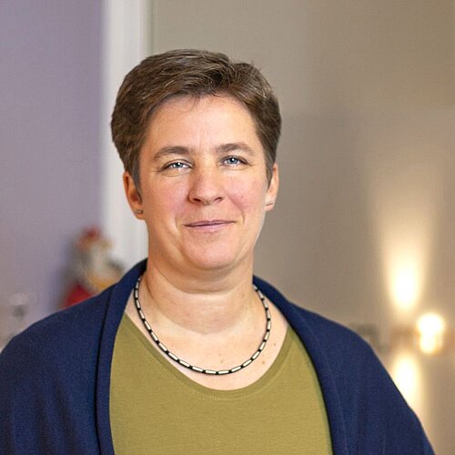 Portraitbild Eva-Maria Lerche Dozentin Kreativ-Haus