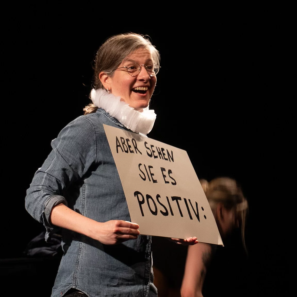 Theaterszene aus dem Projekt Wie Es Euch Gefaellt im Kreativ-Haus