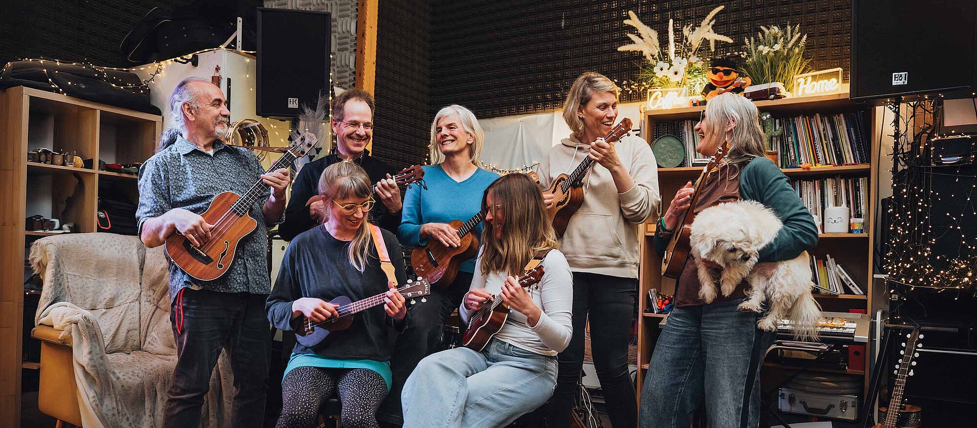 Gruppenbild Ukulele-Ensemble im Kreativ-Haus