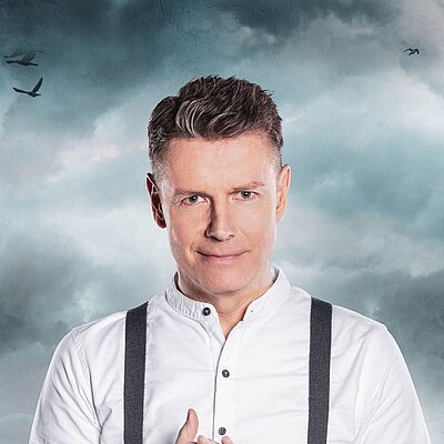 Porträtbild des Künstlers Lars Ruth