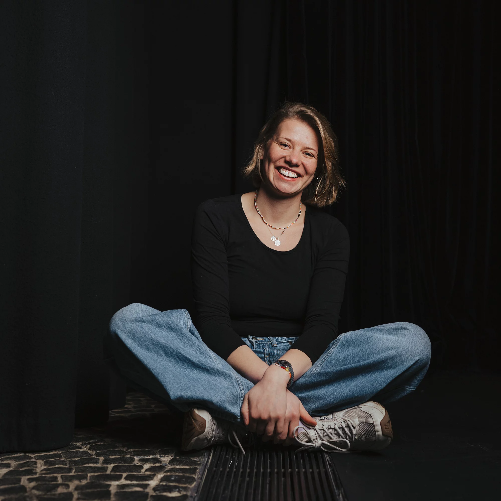 Portrait Lynn Albert-Efsing Mitarbeitende und Dozentin im Kreativ-Haus