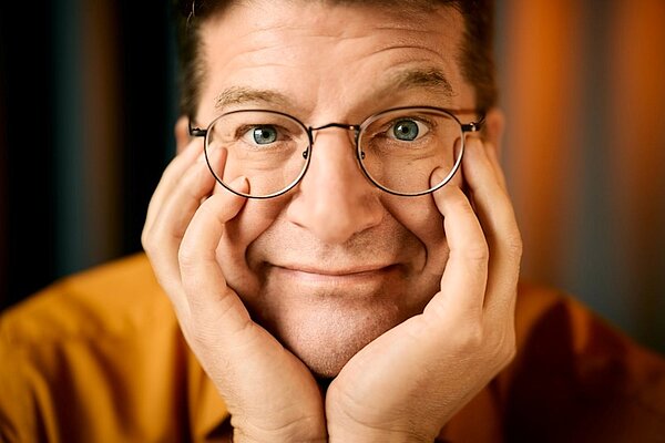 Kabarettist Nils Heinrich im Kreativ-Haus